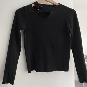 【pixie market】Sweater with ring cutoff design